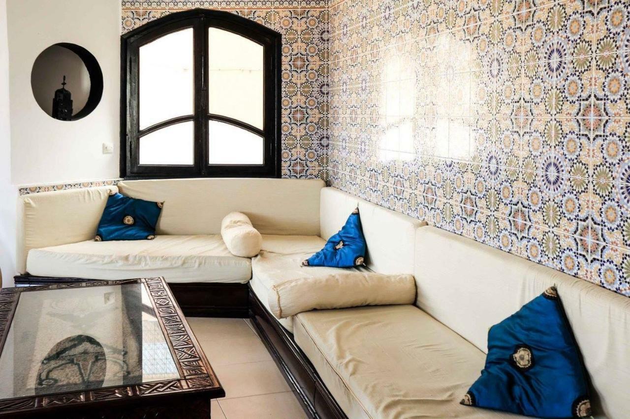 Bed and Breakfast Salt House Morocco - Surf & Yoga Camp à Tamraght Extérieur photo