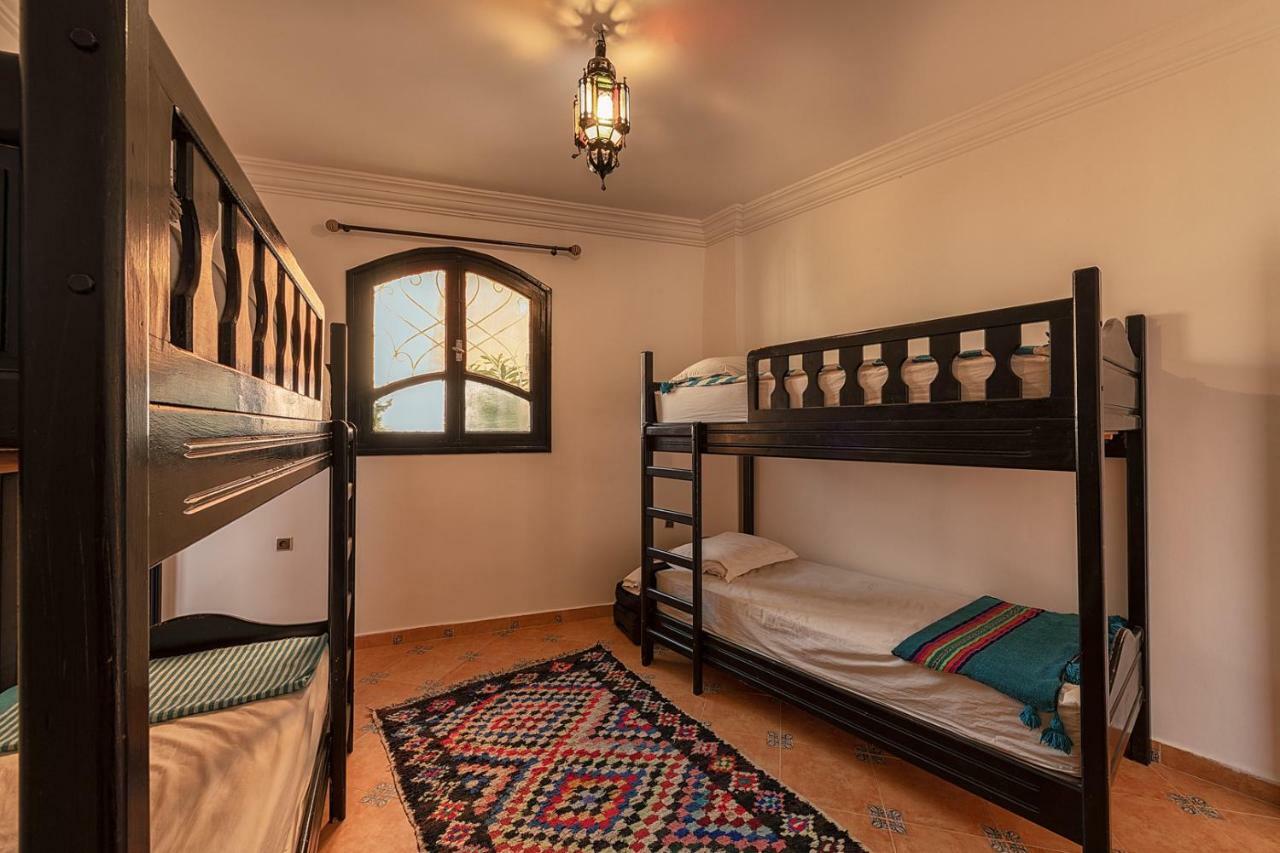 Bed and Breakfast Salt House Morocco - Surf & Yoga Camp à Tamraght Extérieur photo